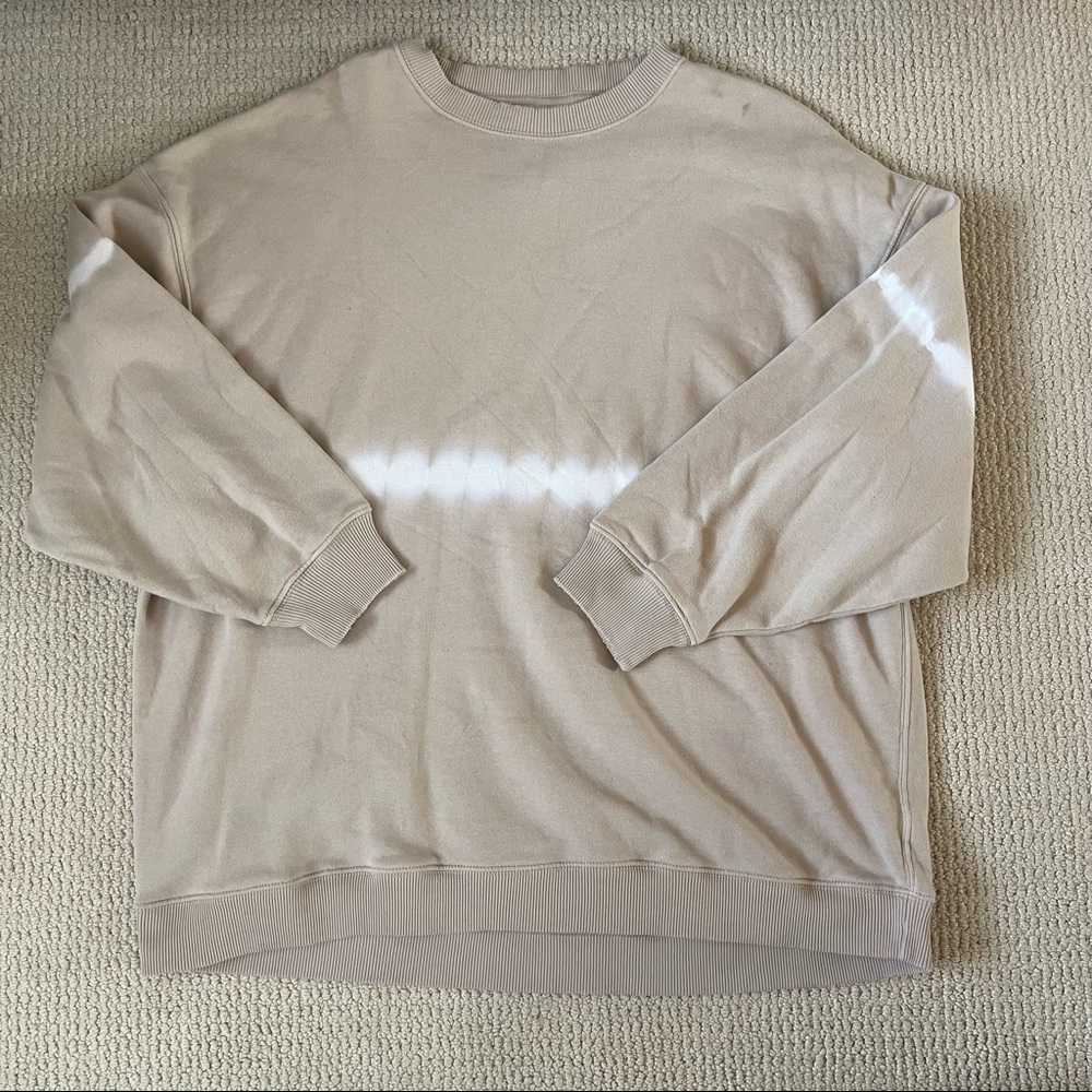 Oversized crew neck tie-dye